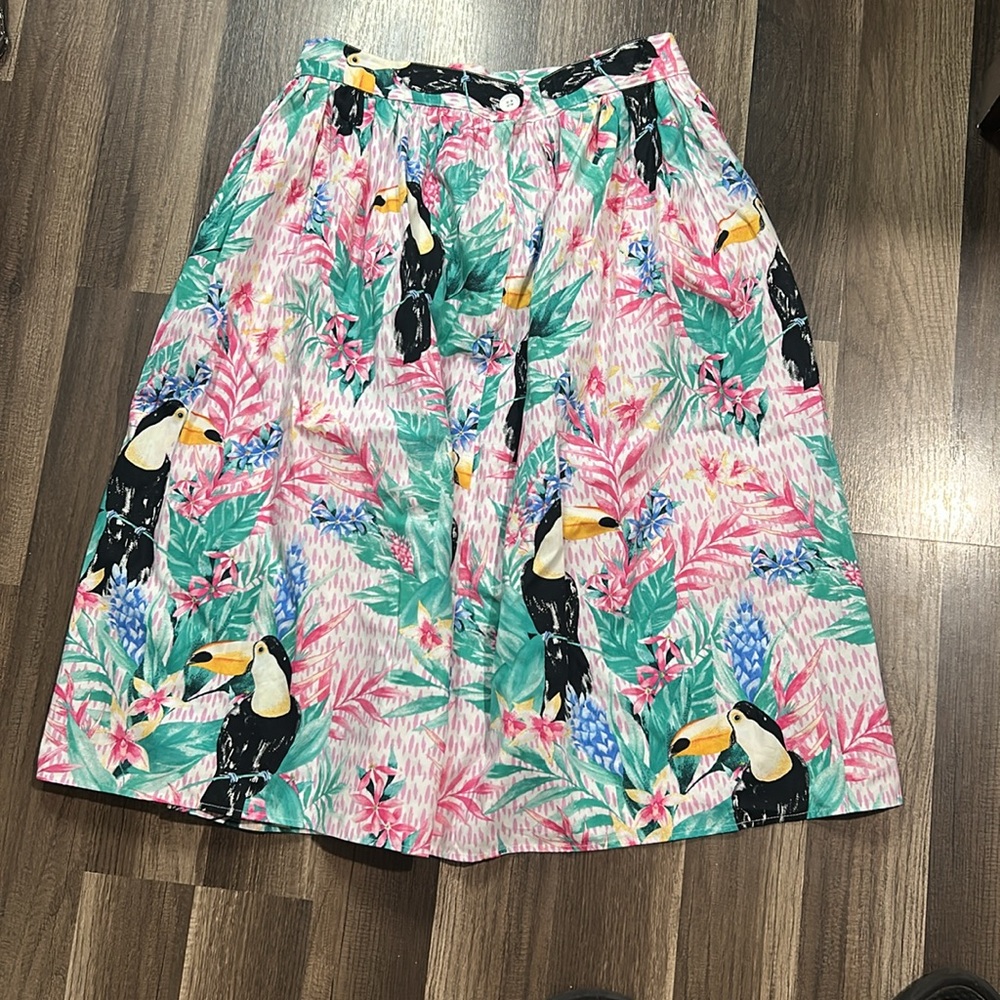 Hell Bunny 100% Cotton Toucan Skirt Size  XS - Picture 4 of 4